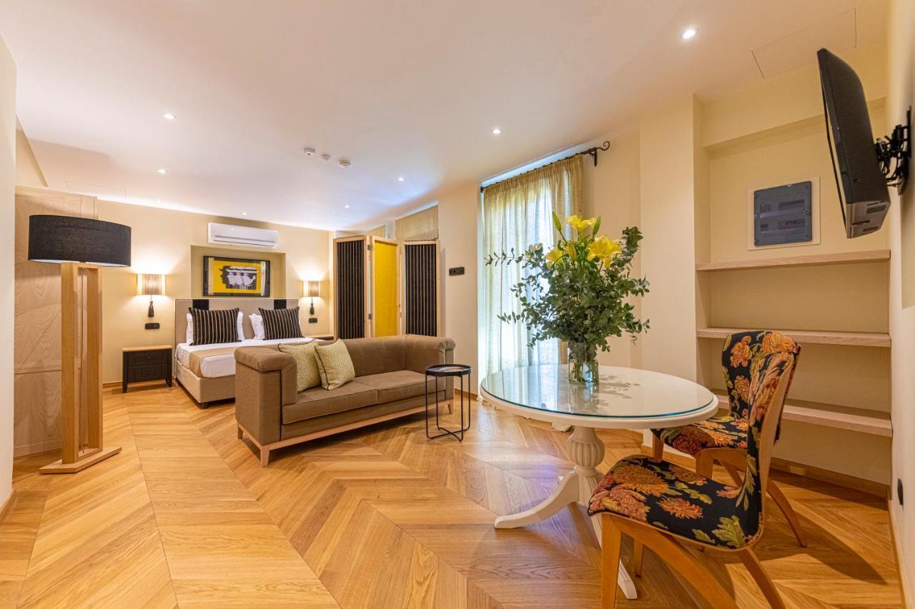 Ipelhome - Plaka Boutique Apartments Atény Exteriér fotografie